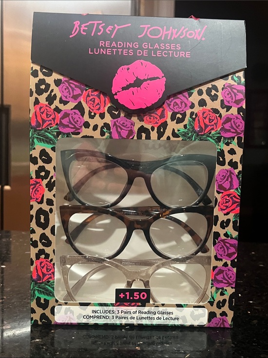 Betsey Johnson Accessories - Betsey Johnson 3-Pack Reading Glasses Set – Black, Tortoise, Clear